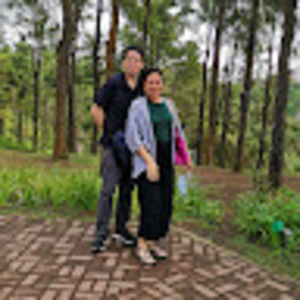 Meet your Posher, Leah joy